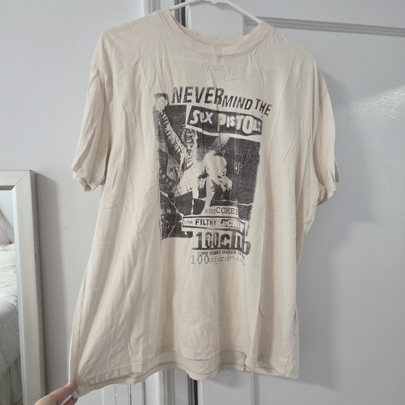 Abercrombie And Fitch Oversized Cream Graphic T-Shirt - Picture 1 of 4